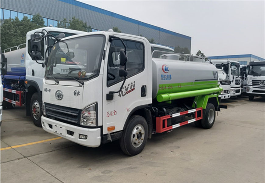 三明灑水車的生產(chǎn)廠家-程力專用汽車股份有限公司
