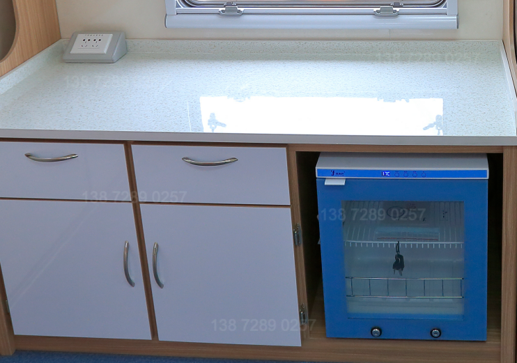 方艙手術車驗收——程力專用汽車股份有限公司
