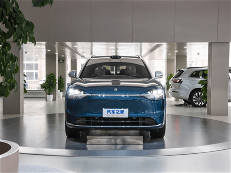 問界 M5 高階智駕版與蔚來 ES6 對(duì)比，哪款車更勝一籌？
