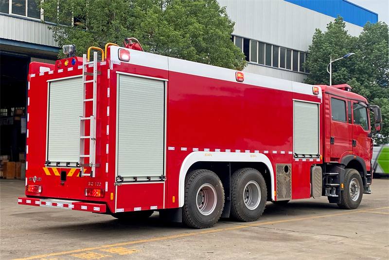 消防車出水十二公斤壓力是多少呢
